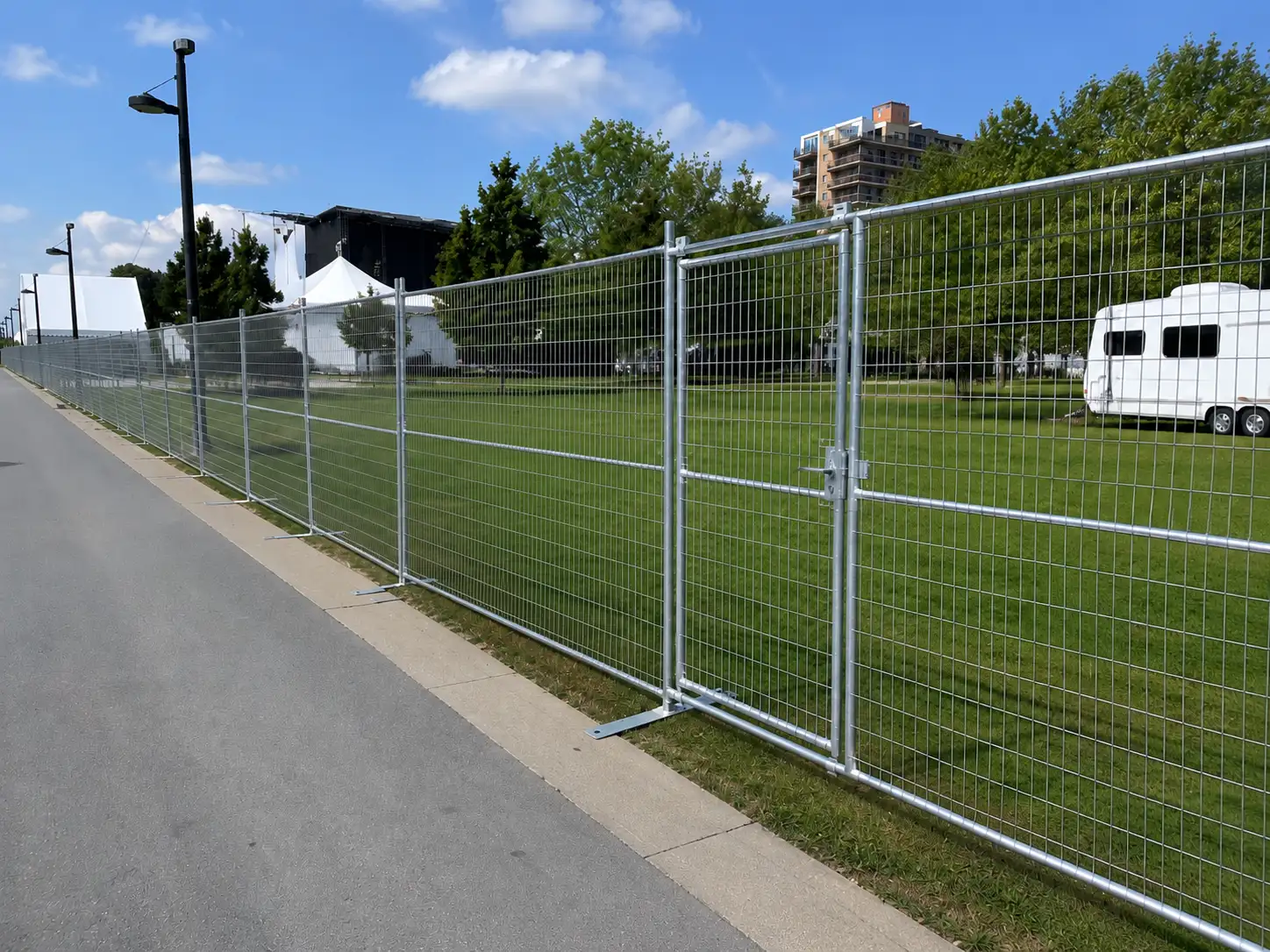 Canada temporary fence mixed sizes and gates